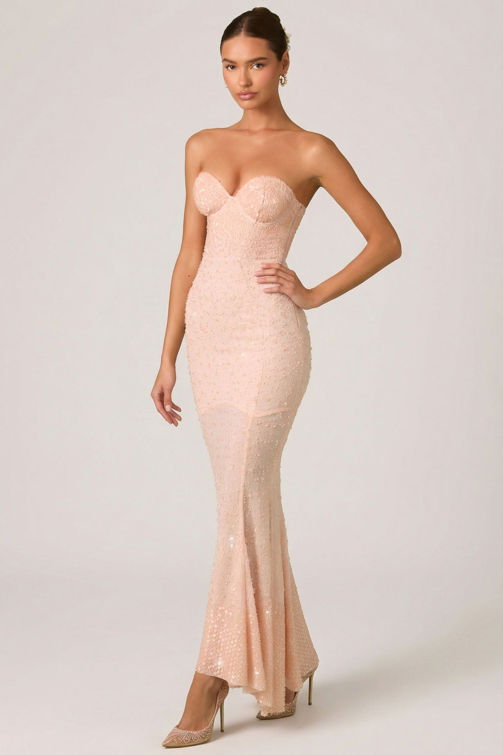 Chic Embellished Sweetheart-Neck Fishtail Gown in Dusty Rose