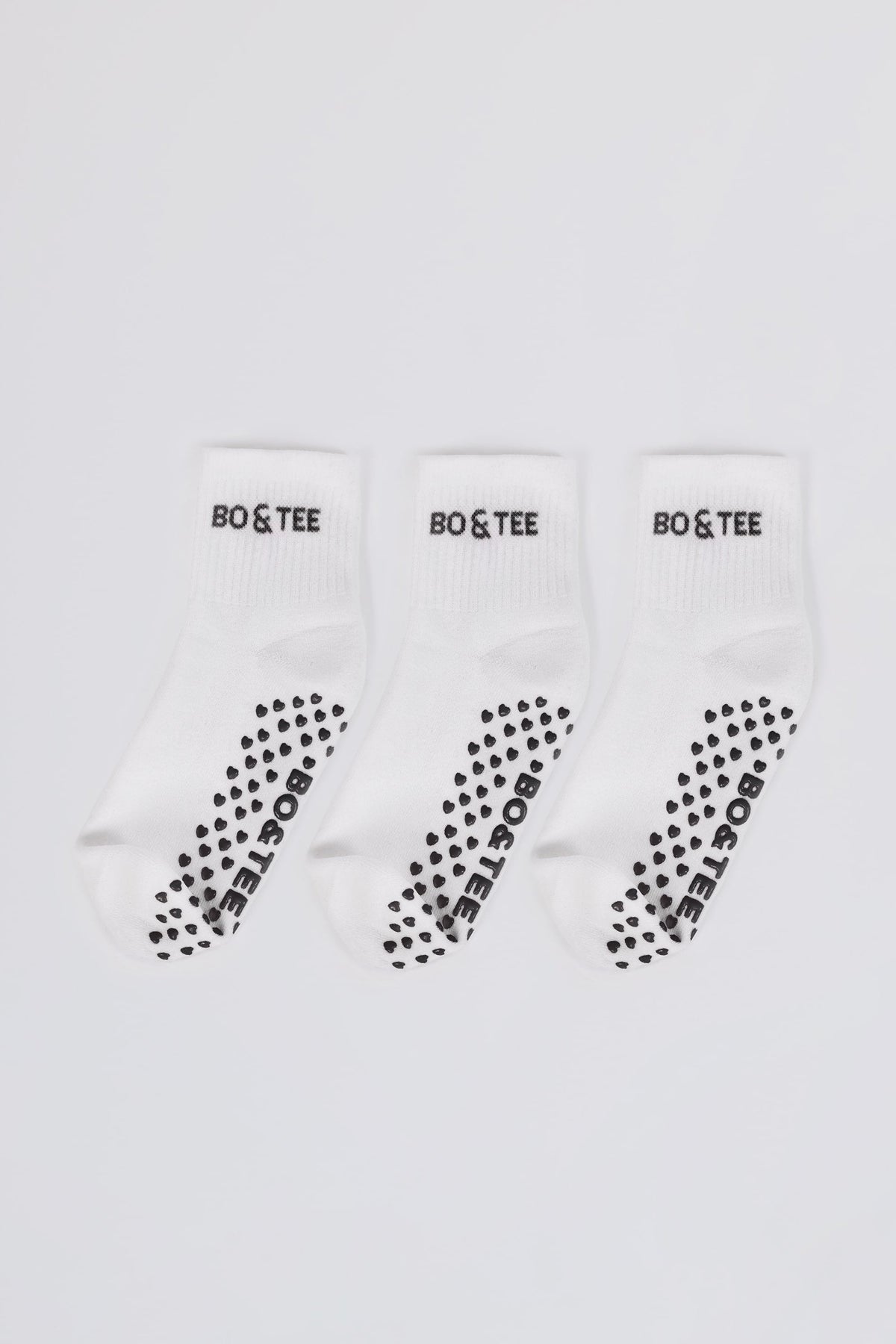 Chic Pilates 3-Pack Socks Bundle in White
