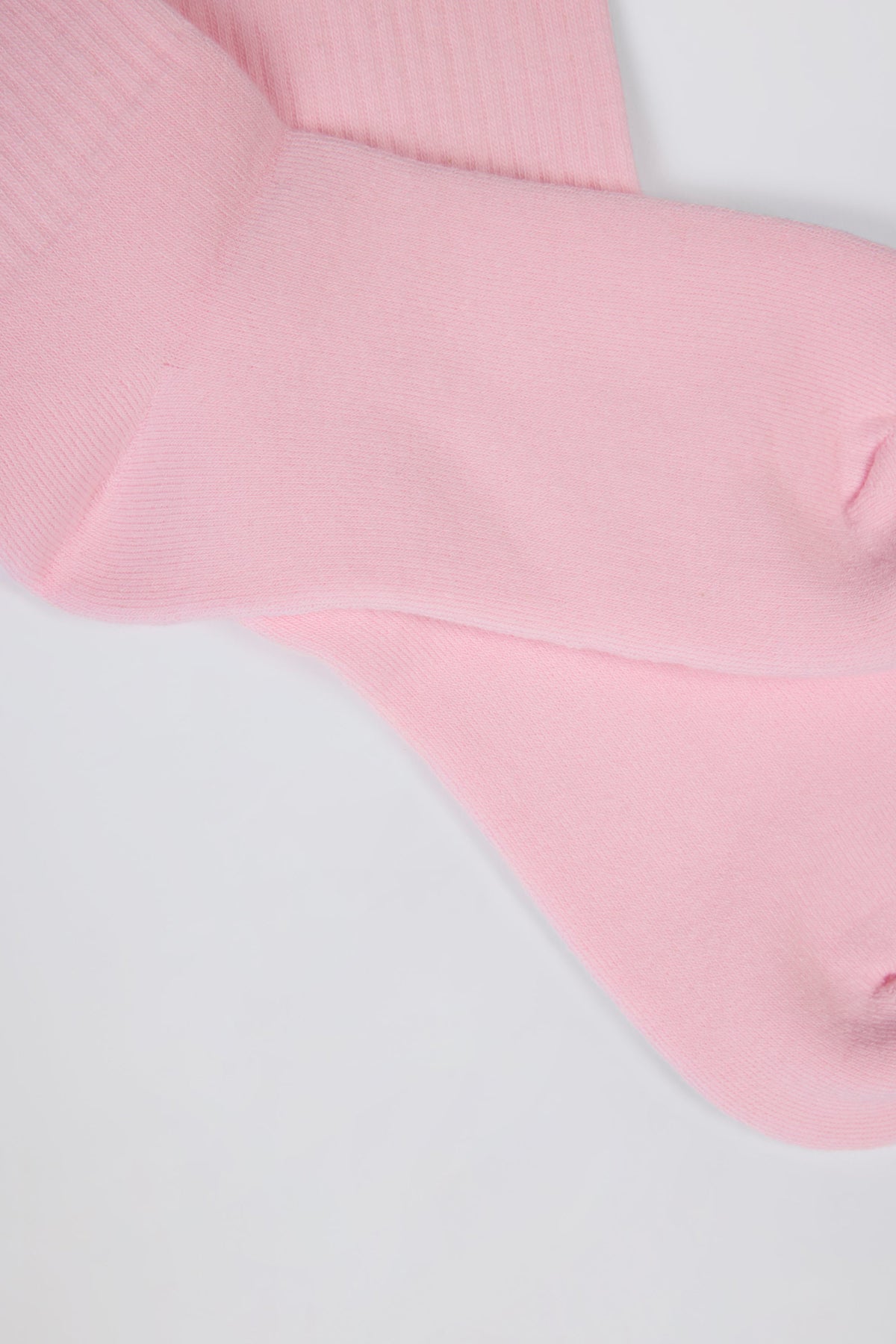 Chic Ribbed Half-Crew Socks in Powder Pink