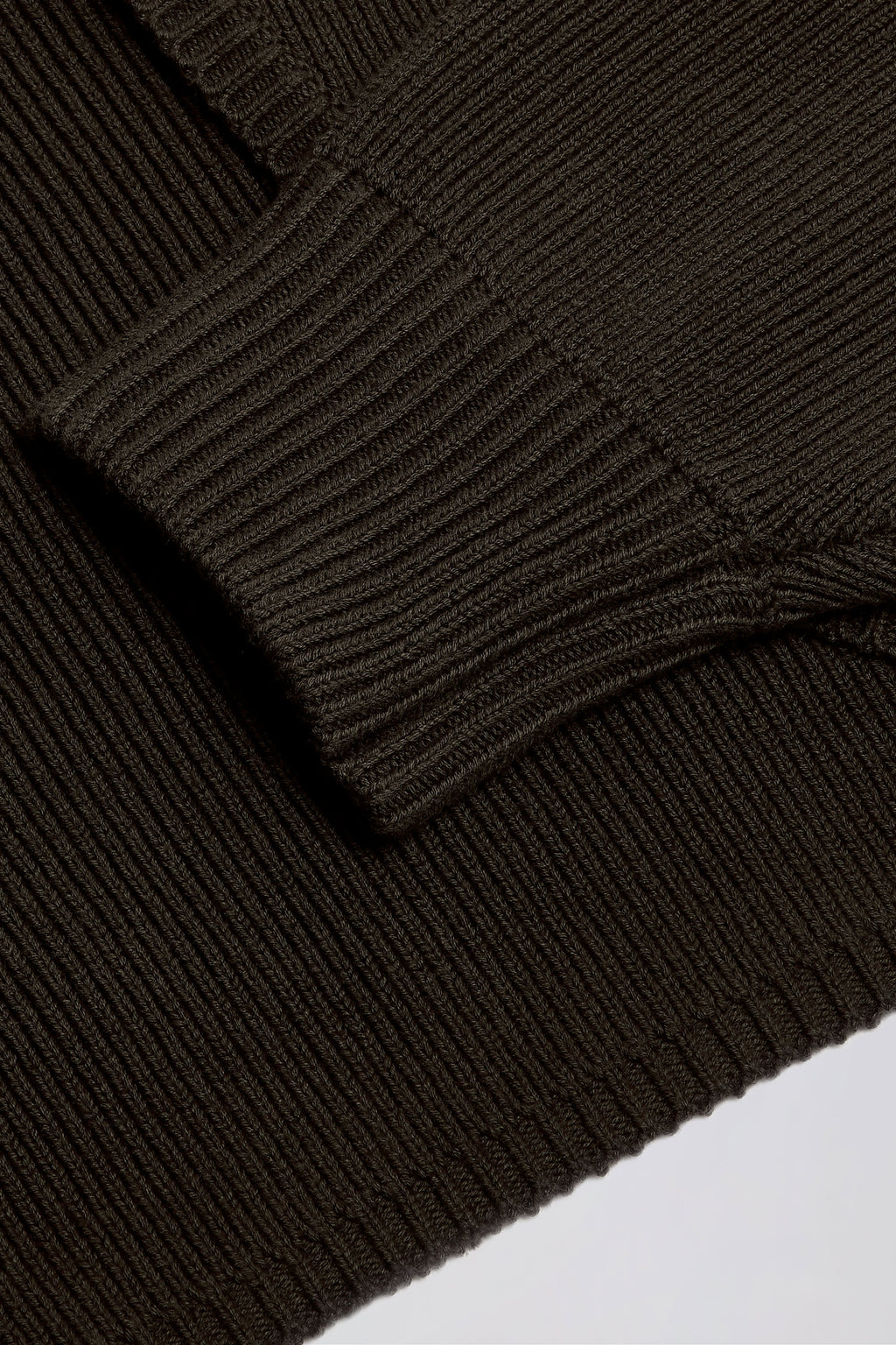 Chic Ribbed-Knit Cropped Shrug in Pecan