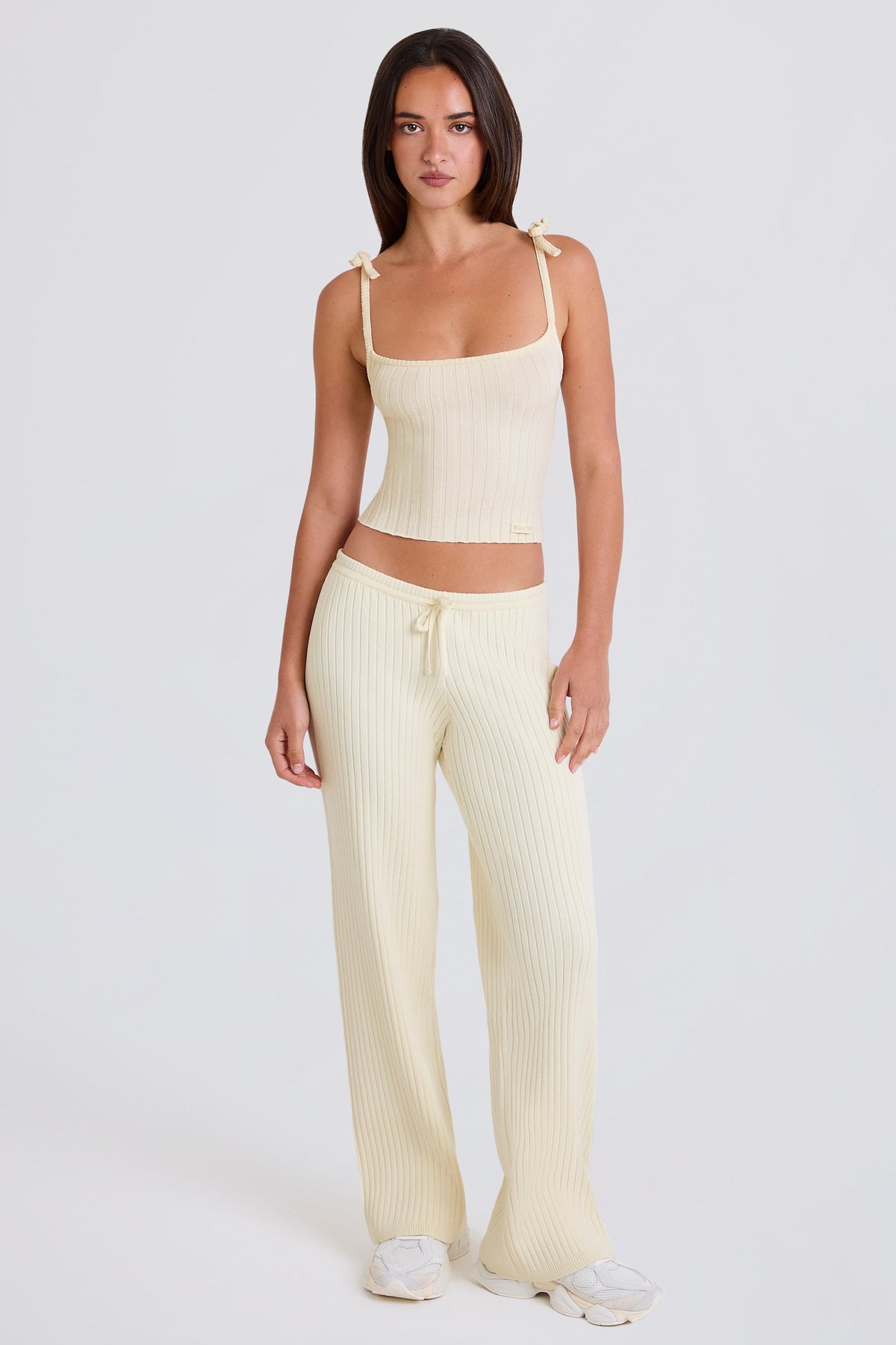 Chic Ribbed Knit Wide-Leg Joggers in Cream