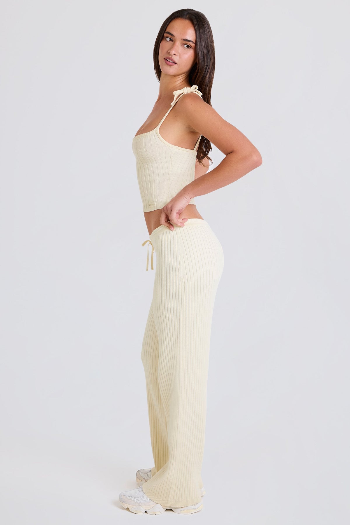 Chic Ribbed Knit Wide-Leg Joggers in Cream