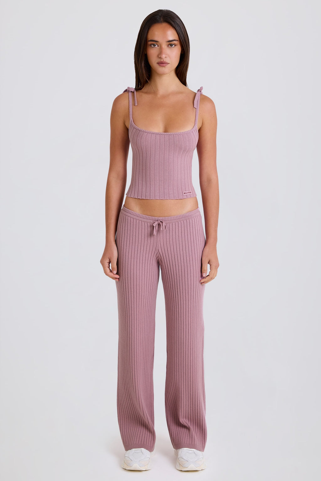 Chic Ribbed Knit Wide-Leg Joggers in Mauve