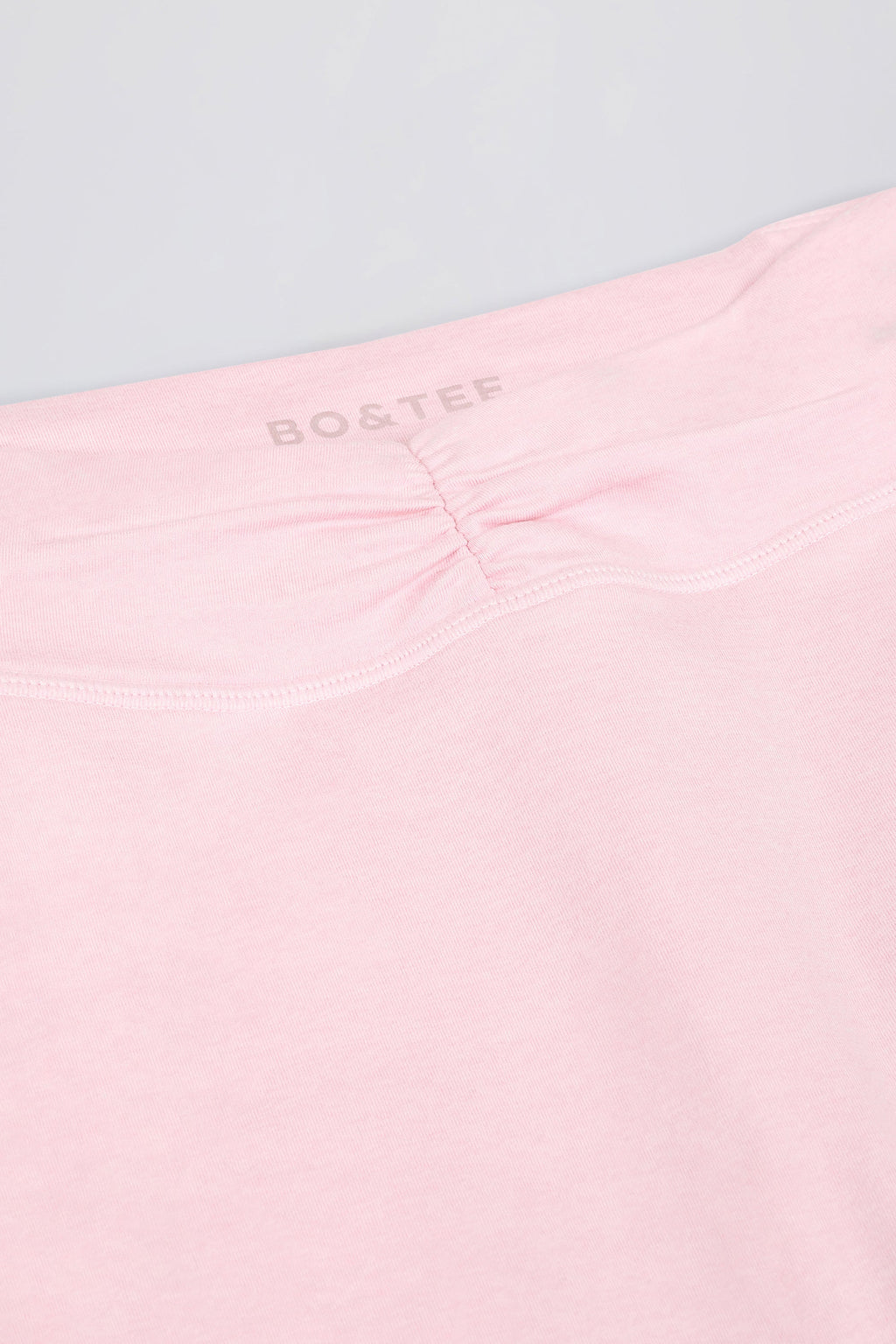 Chic Brushed Jersey Ruched Mid-Rise Leggings in Bloom