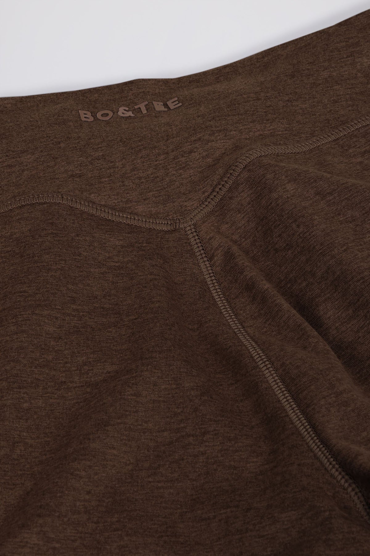 Chic Brushed Jersey Ruched Mid-Rise Leggings in Pecan Marl