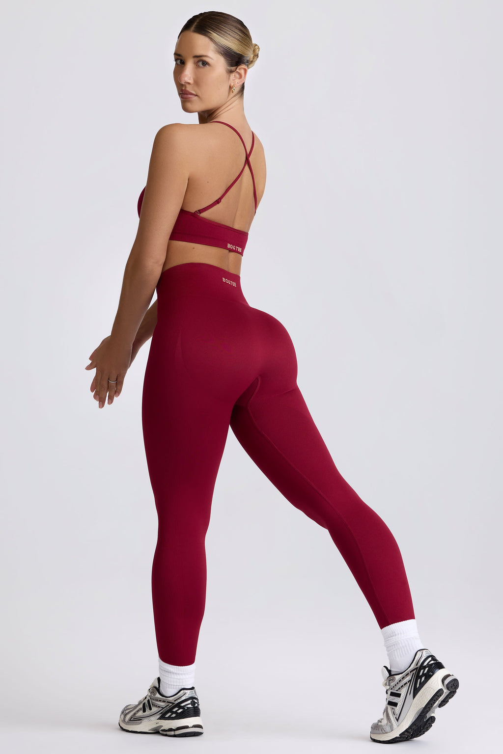 Chic Super Sculpt Seamless Leggings in Cherry