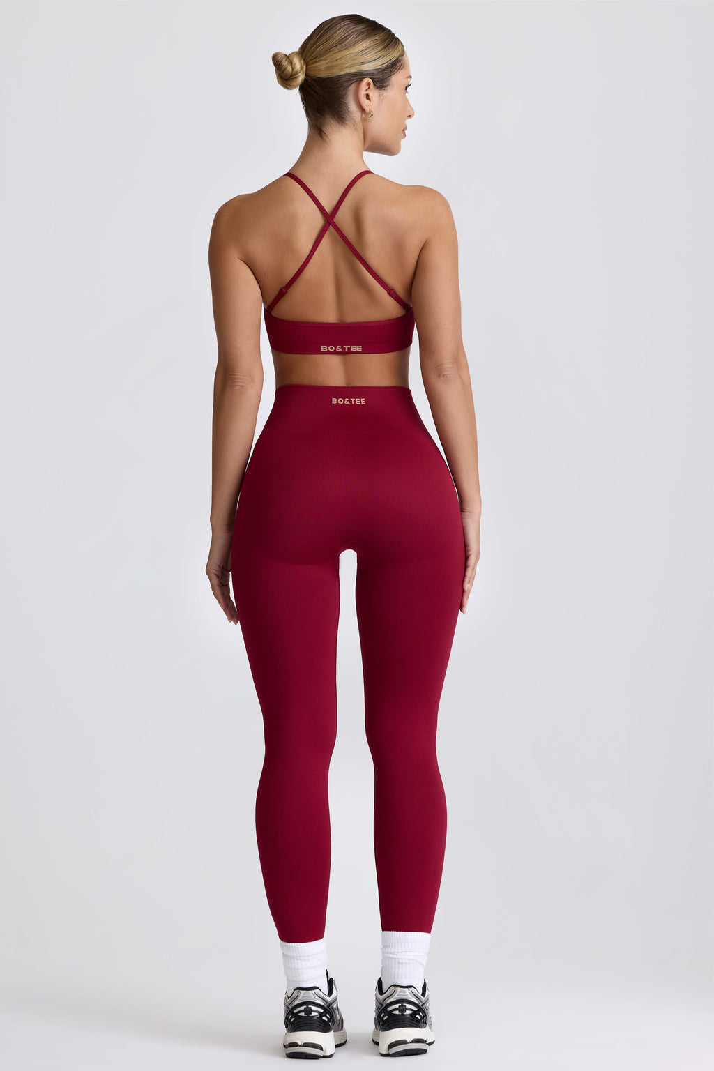 Chic Super Sculpt Seamless Leggings in Cherry