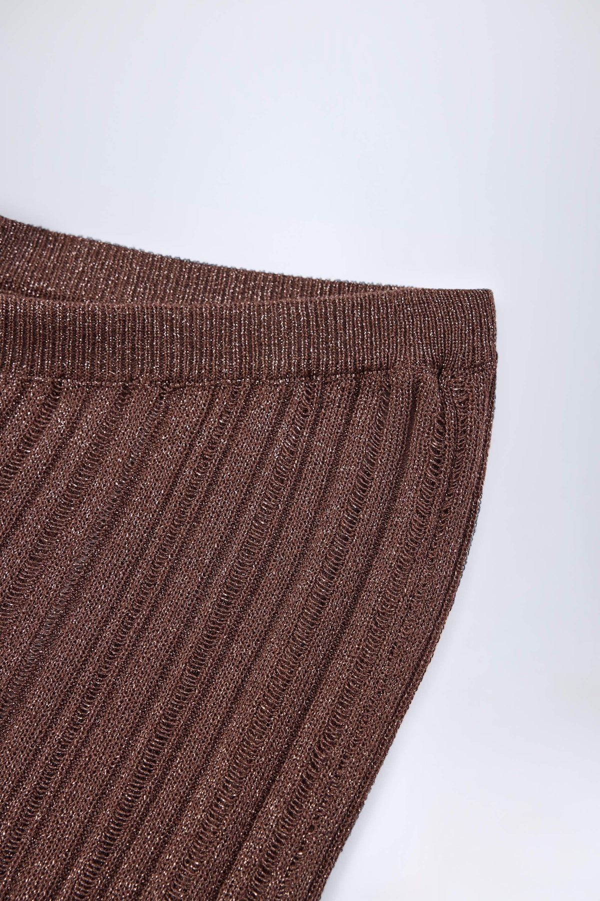 Chic Mid-Rise Flared Trousers in Bronze
