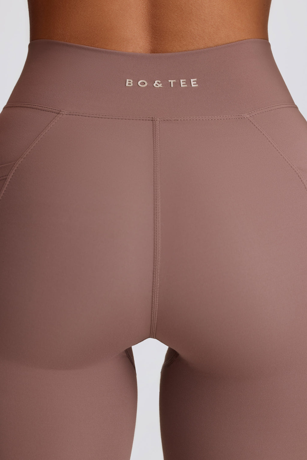 Chic Soft Active V-Waist Pocket Flared Leggings in Mocha