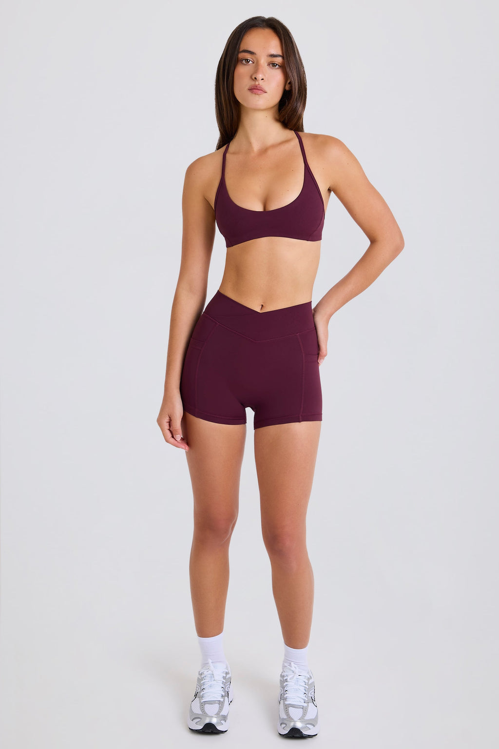 Chic Soft Active V-Waist Pocket Mini Shorts in Burgundy