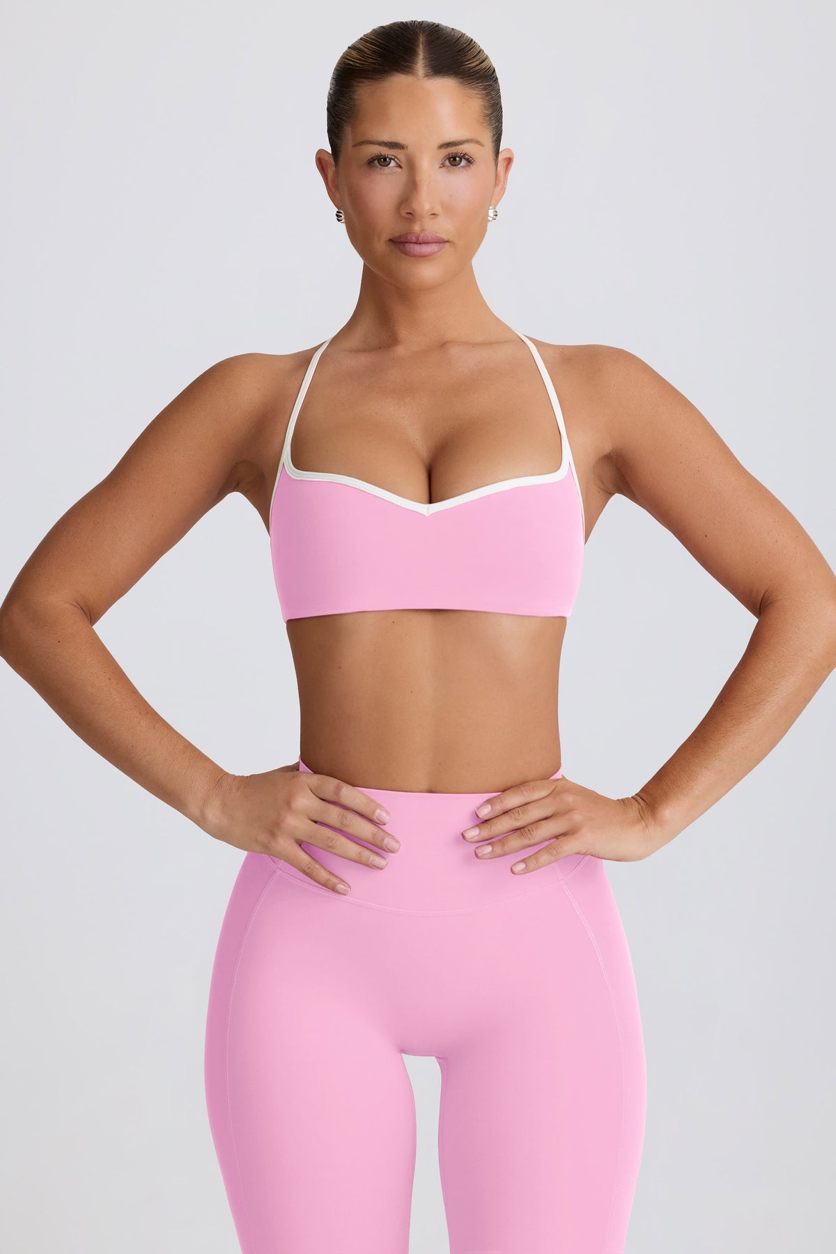 Chic Soft Active Sweetheart-Neck Sports Bra in Baby Pink
