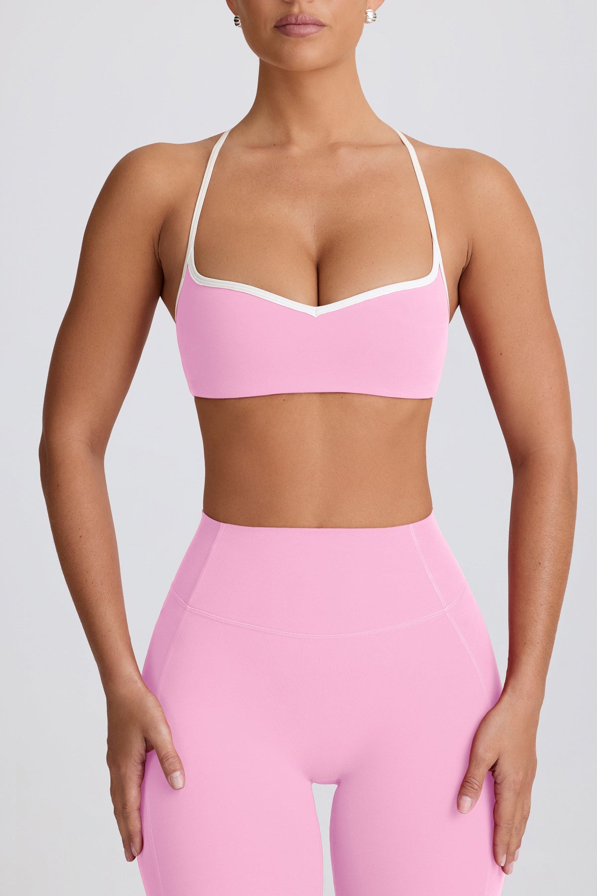 Chic Soft Active Sweetheart-Neck Sports Bra in Baby Pink