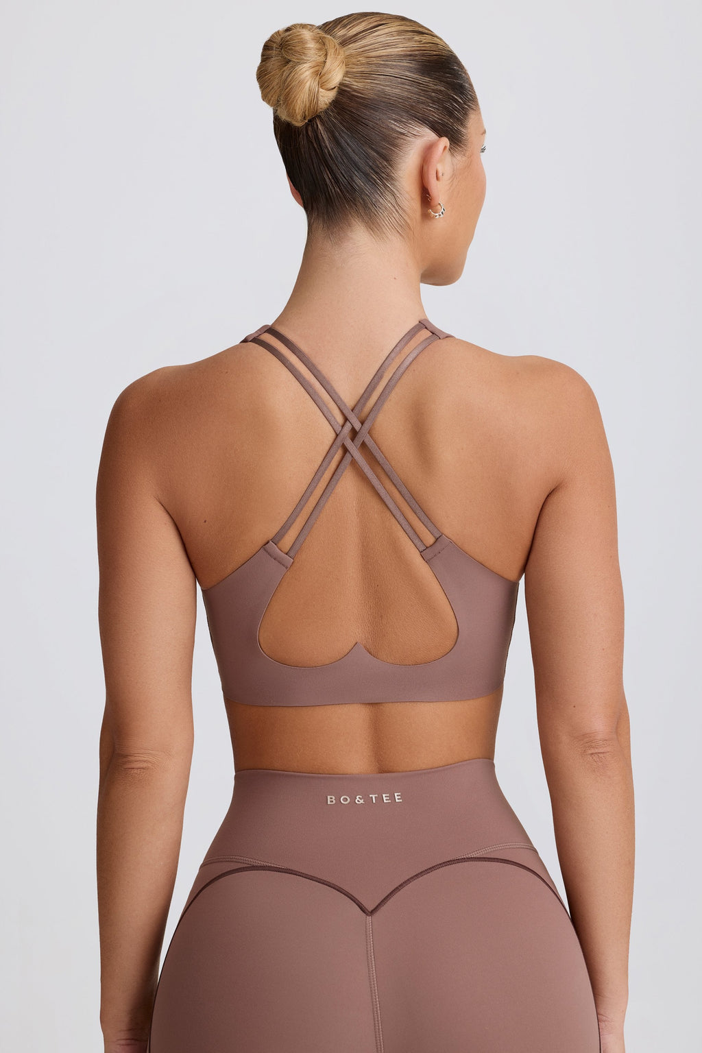 Chic Soft Active Low-Impact Sports Bra in Mocha
