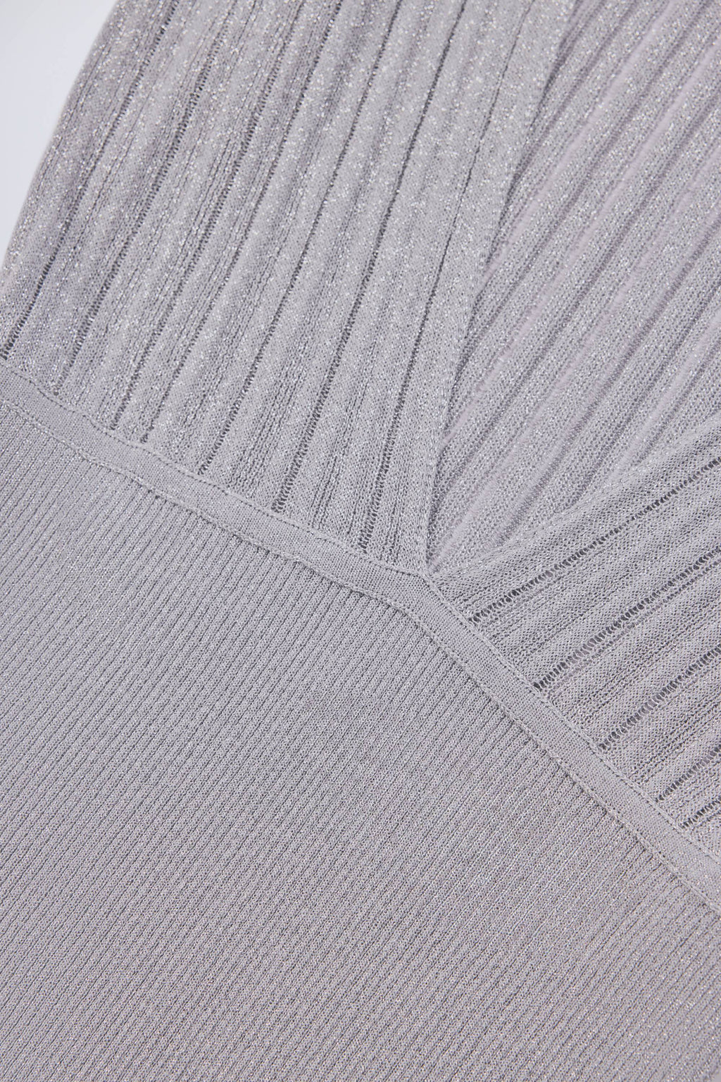 Chic Backless Halterneck Maxi Dress in Silver
