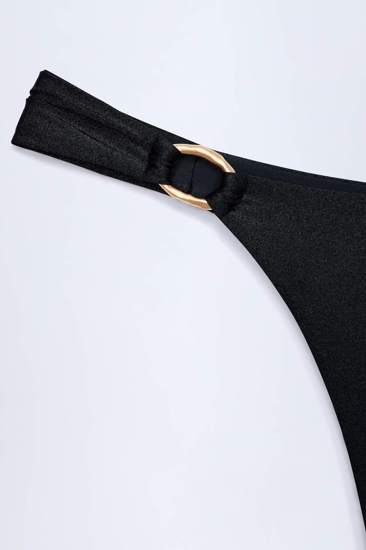 Chic Hardware-Detail Thong Bikini Bottoms in Black