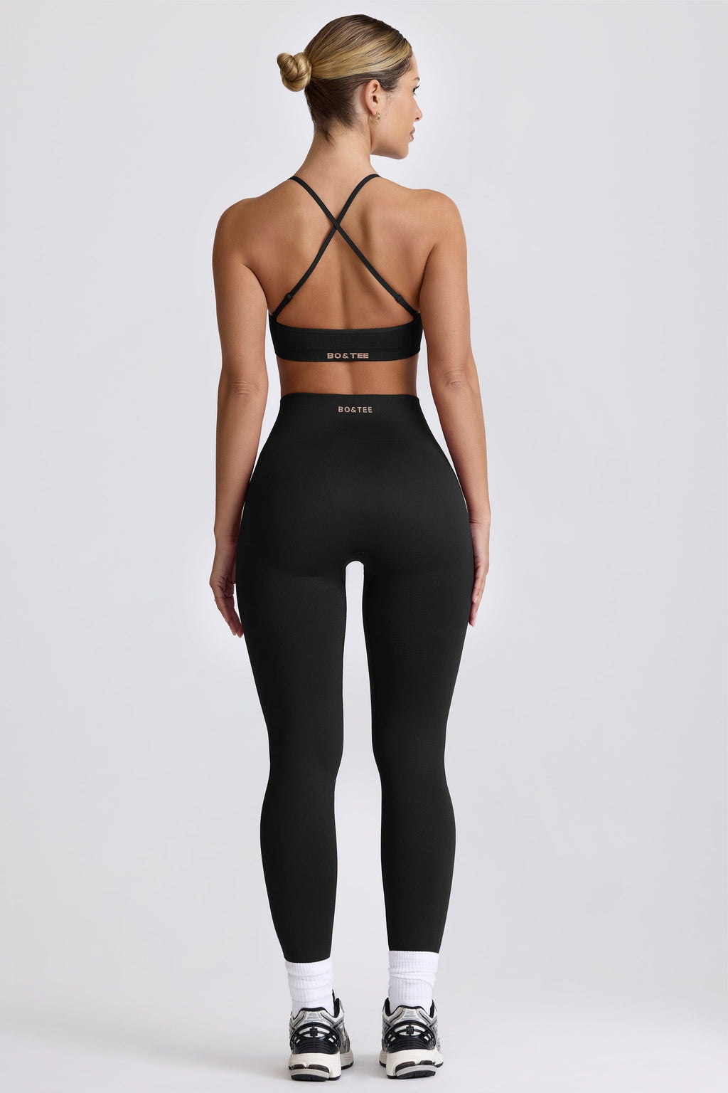 Chic Super Sculpt Seamless Leggings in Black