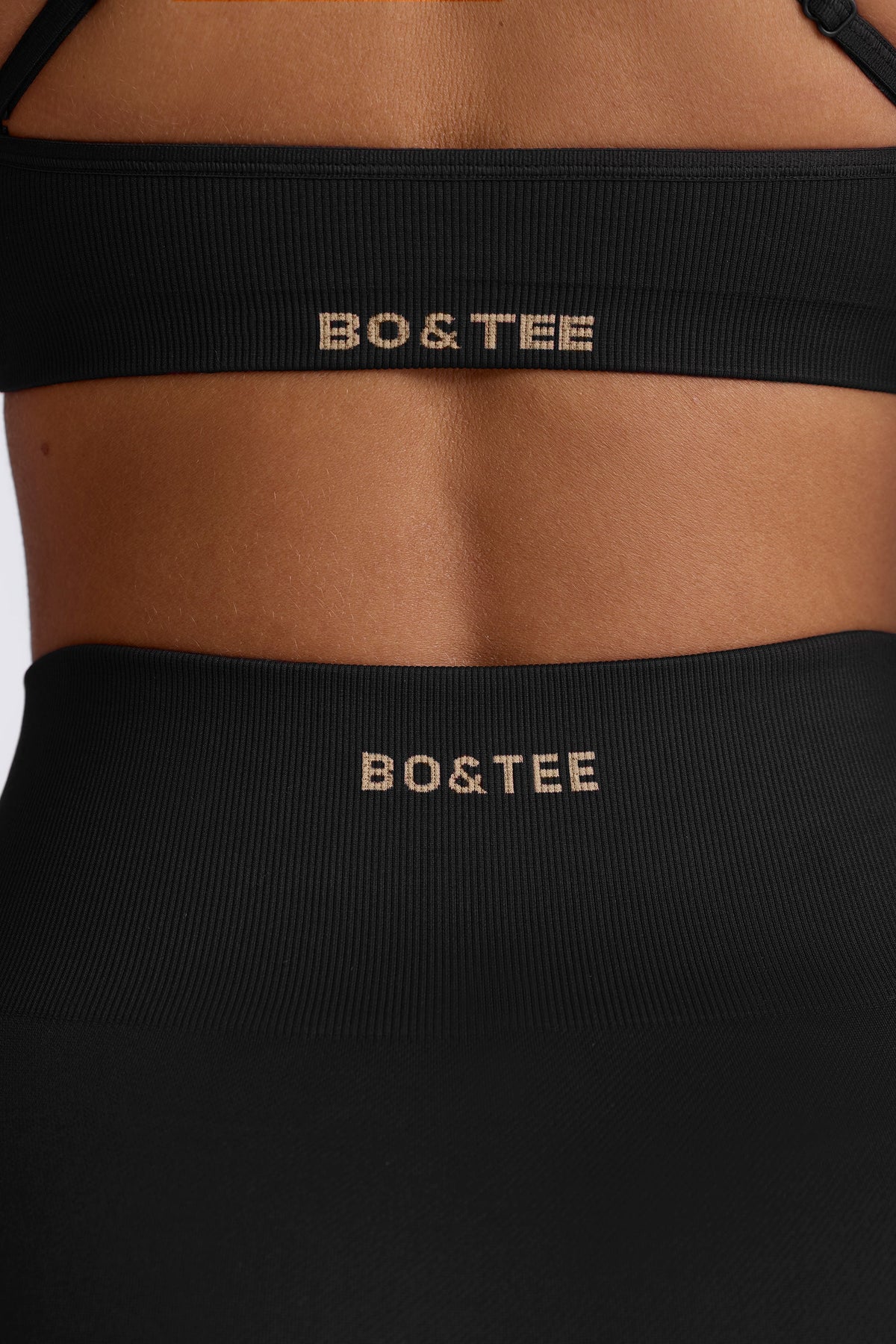 Chic Super Sculpt Seamless Leggings in Black