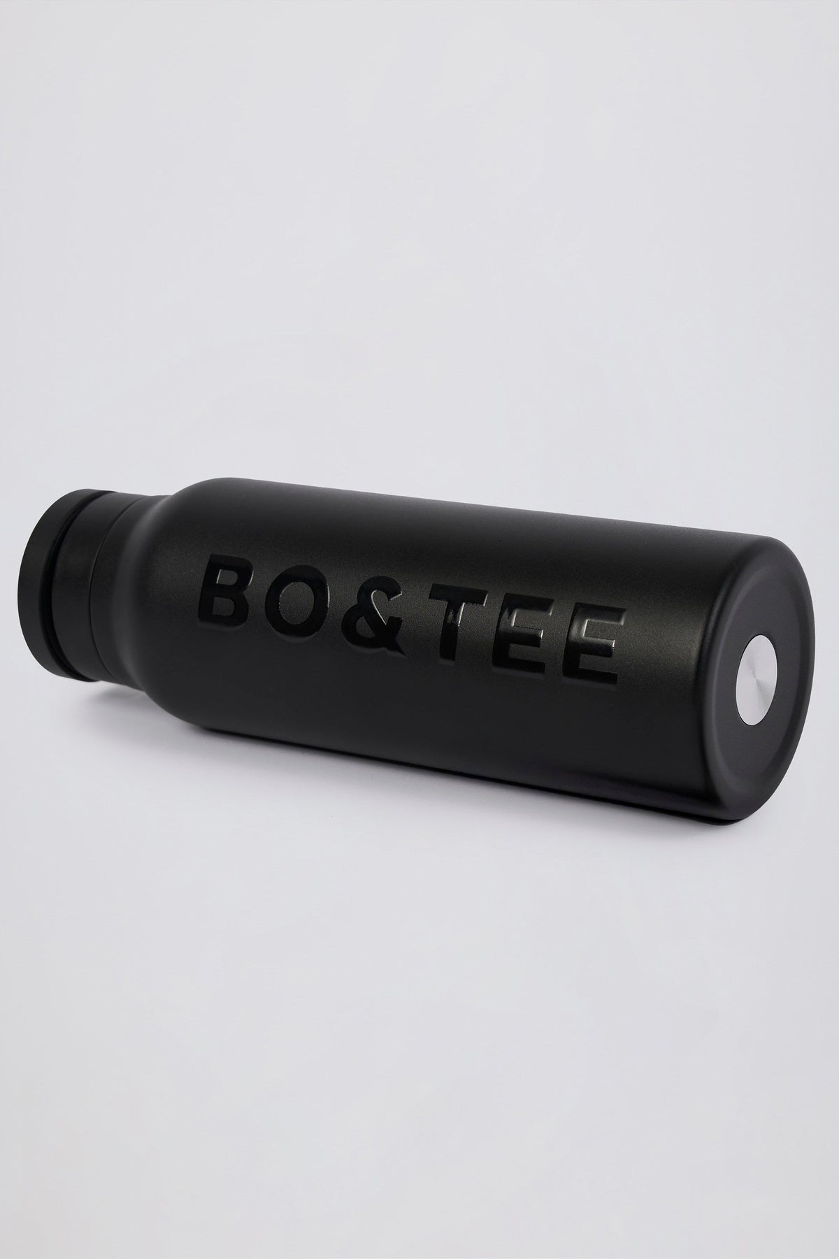 Chic Magnetic Thermos-Insulated Stainless Steel Water Bottle in Black