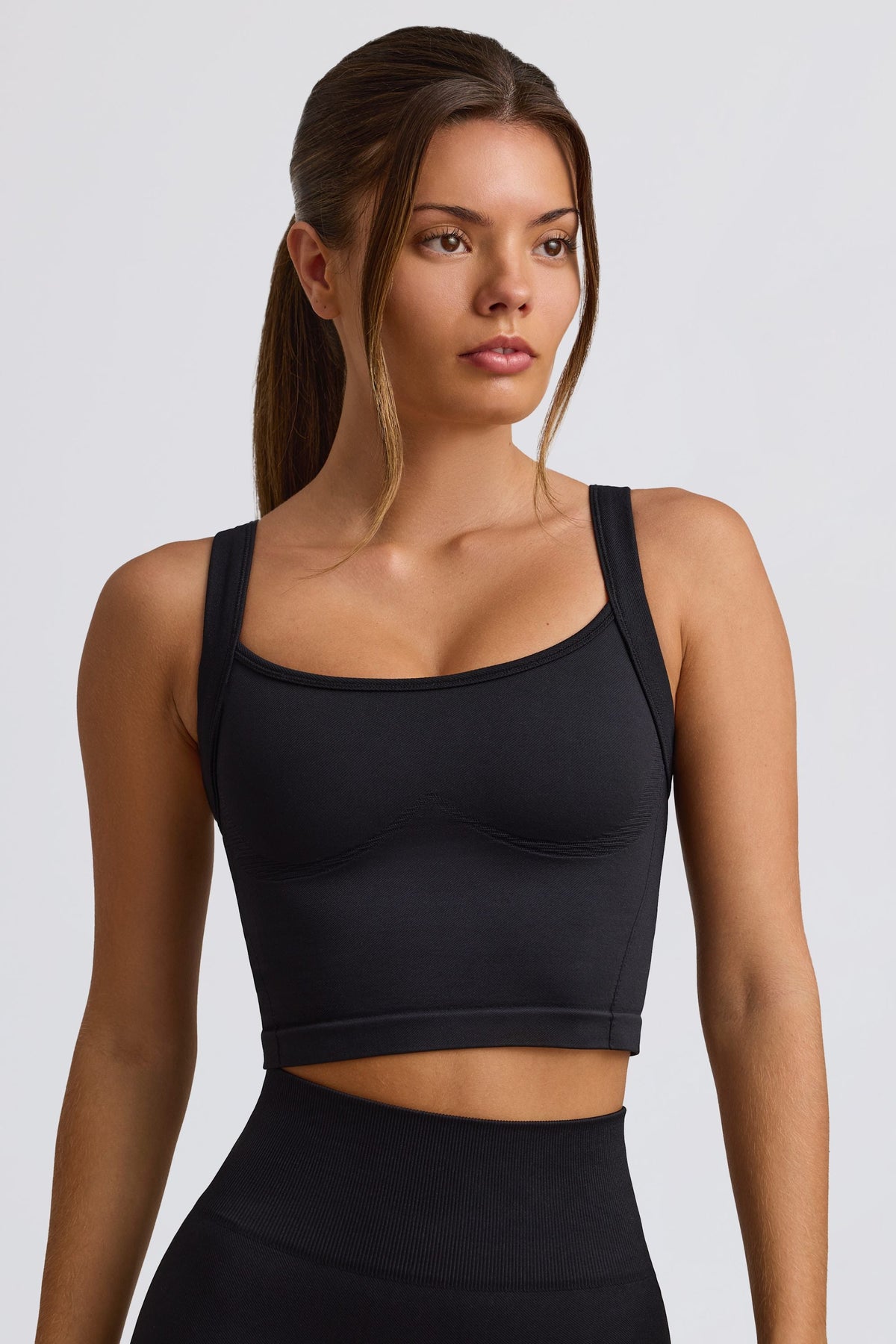 Chic Super Sculpt Seamless Longline Camisole Top in Black