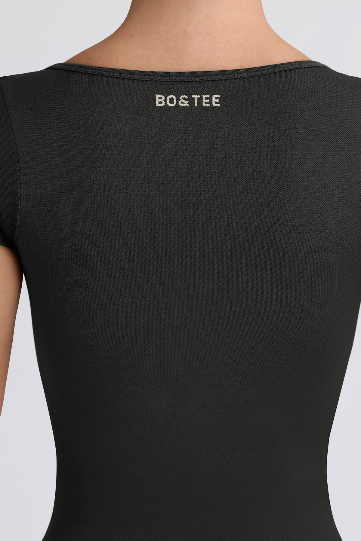 Chic Super Sculpt Seamless T-Shirt in Ash