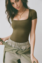 Chic Super Sculpt Seamless T-Shirt in Dark Green