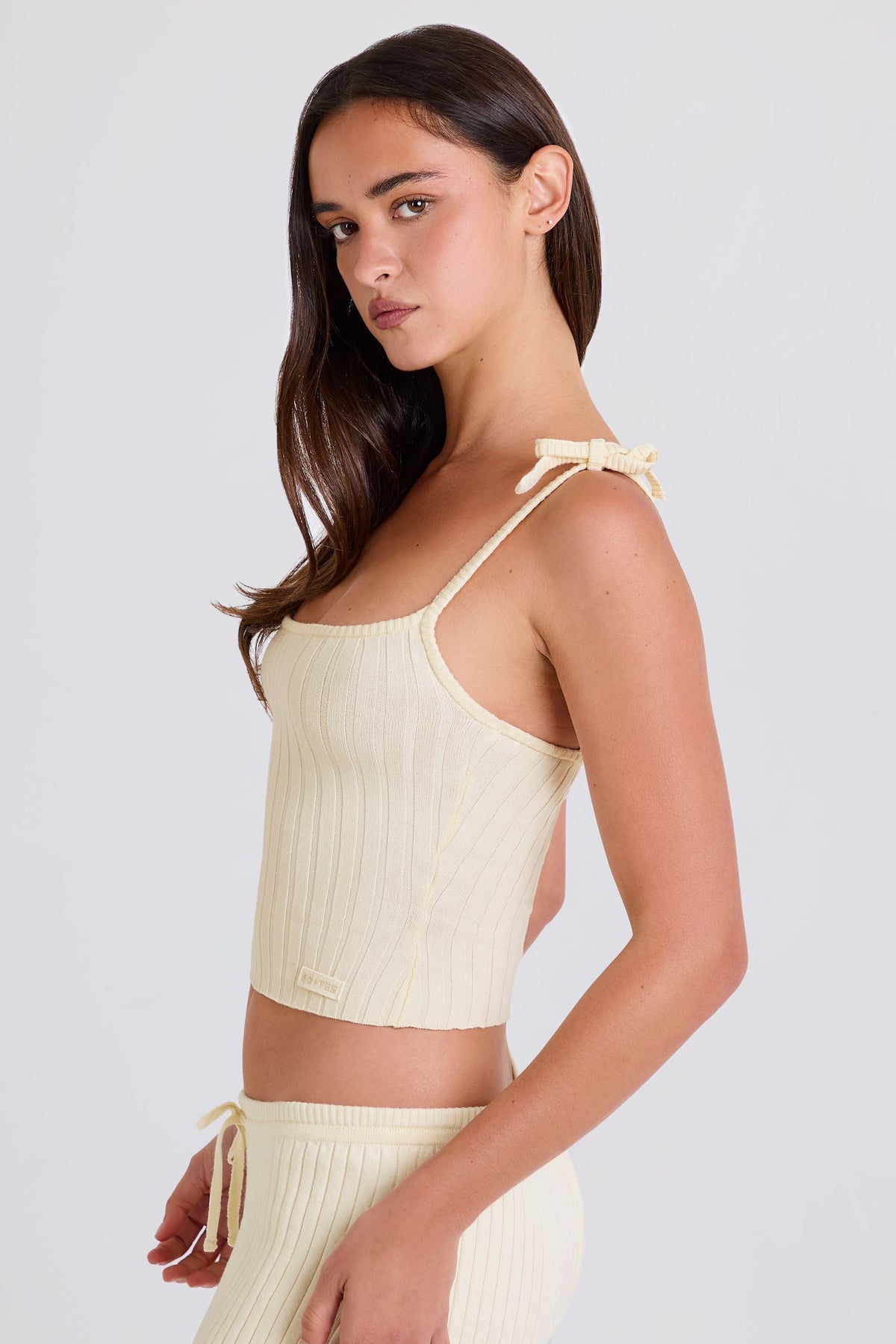 Chic Ribbed Knit Tie Tank Top in Cream
