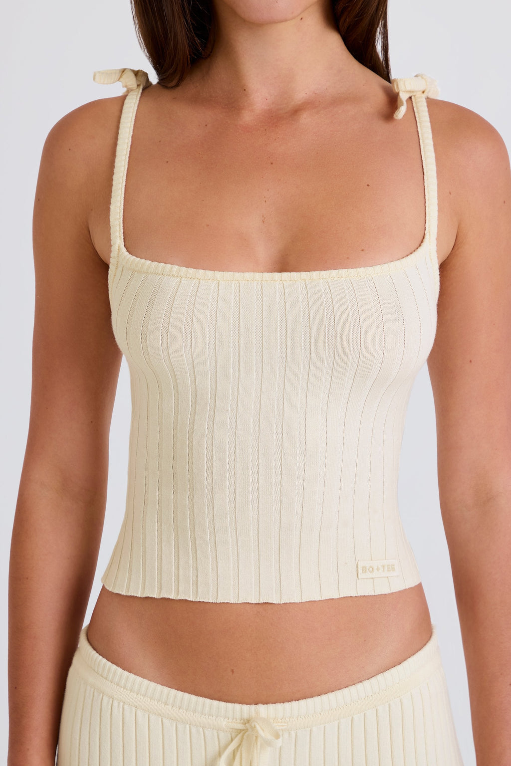 Chic Ribbed Knit Tie Tank Top in Cream
