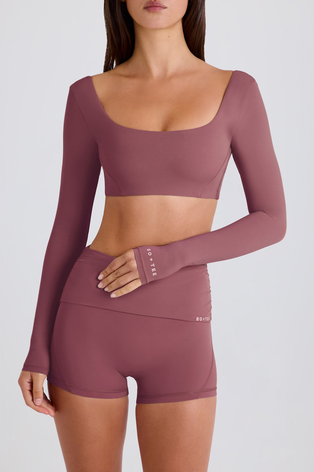 Chic Long-Sleeve Crop Top in Acai