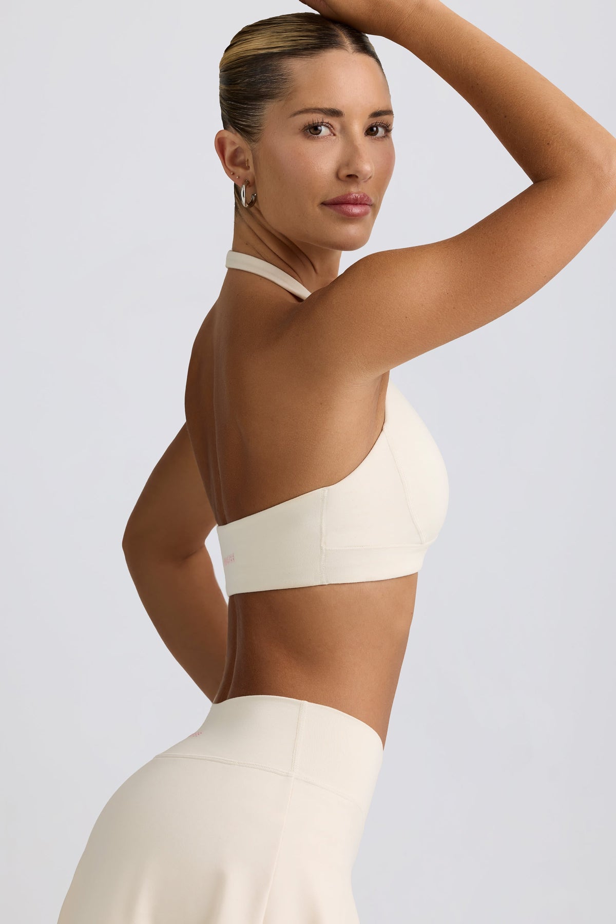 Chic Brushed Jersey V-Neck Sports Bra in Vanilla