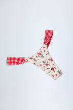 Chic Cheeky Bikini Bottoms in Red Floral